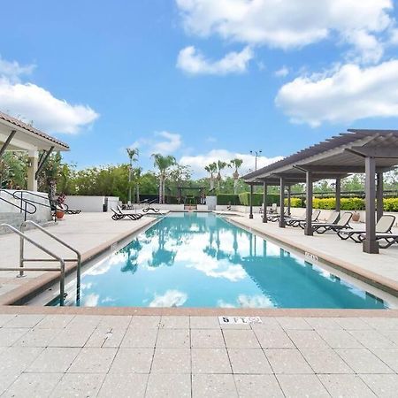 Vibrant 4Br Family Townhome 1 Mile From Disney World And Disney Springs Orlando Eksteriør bilde