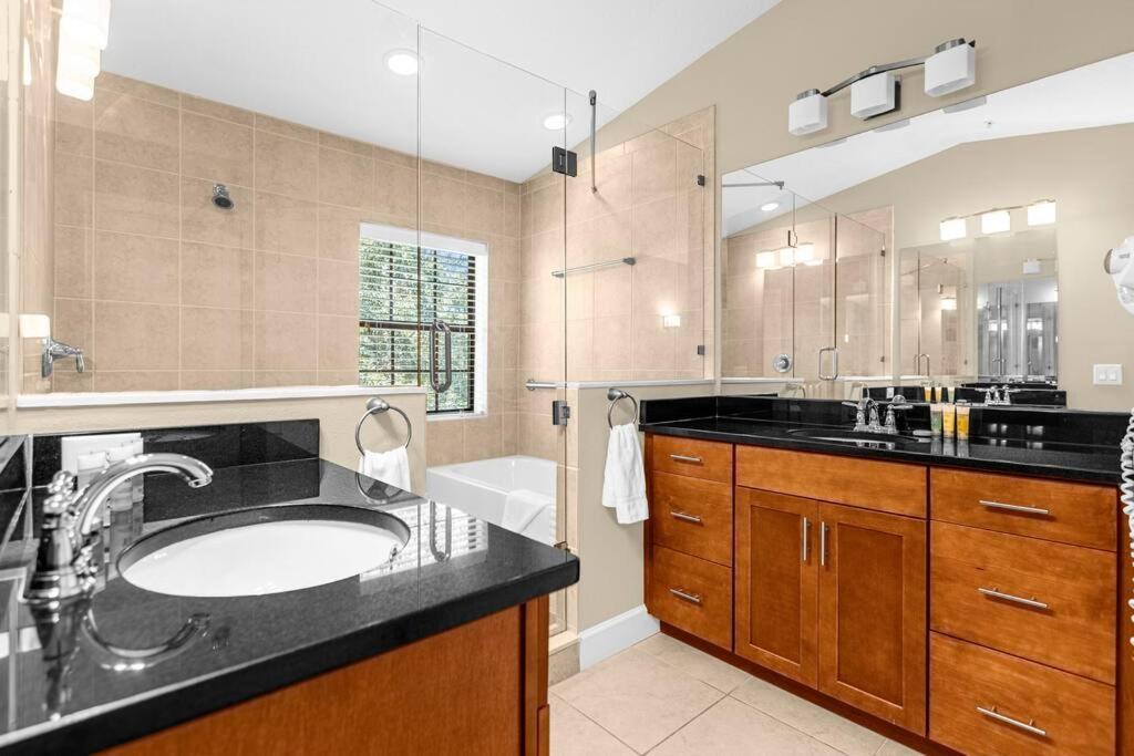 Vibrant 4Br Family Townhome 1 Mile From Disney World And Disney Springs Orlando Eksteriør bilde
