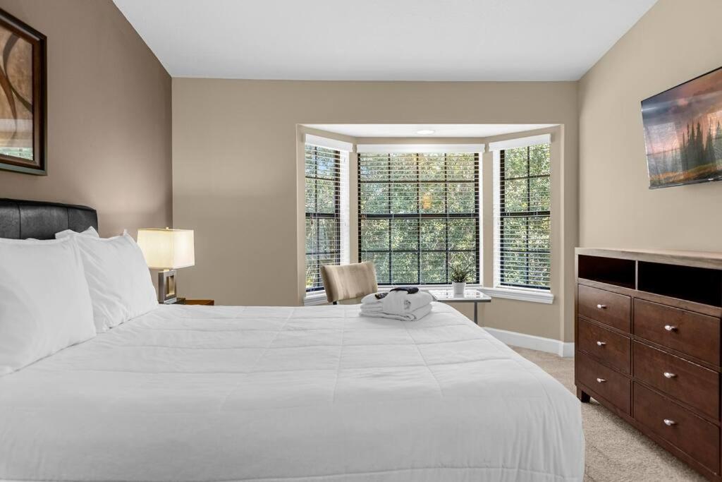 Vibrant 4Br Family Townhome 1 Mile From Disney World And Disney Springs Orlando Eksteriør bilde