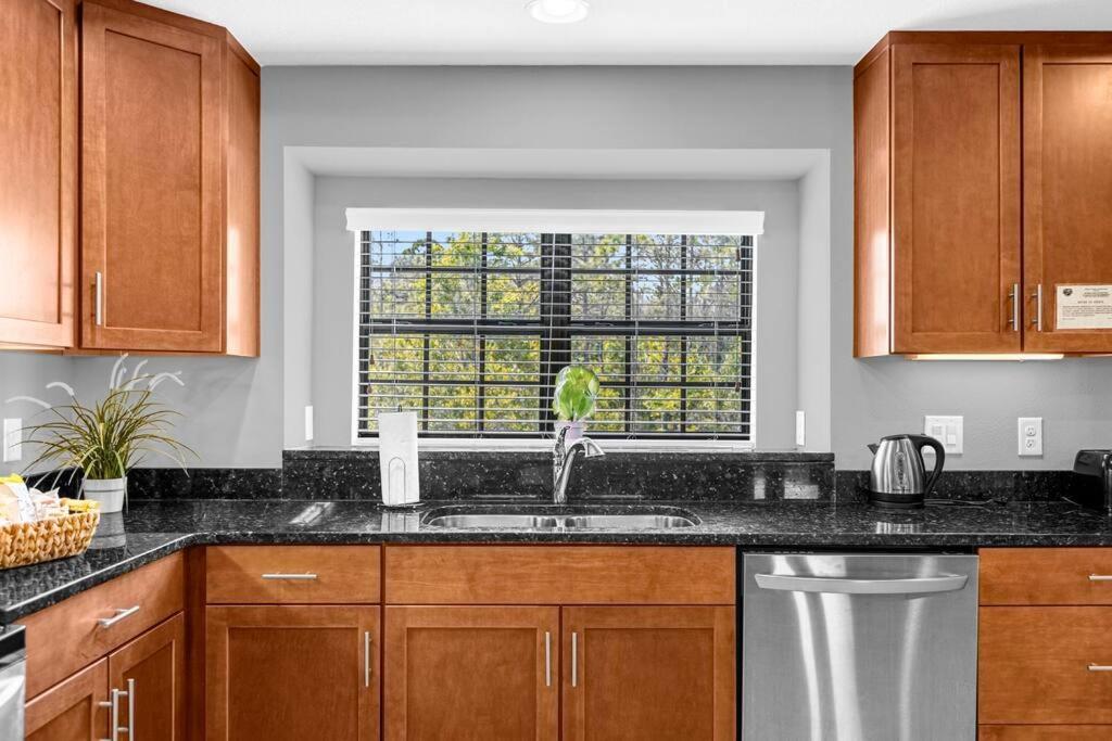 Vibrant 4Br Family Townhome 1 Mile From Disney World And Disney Springs Orlando Eksteriør bilde
